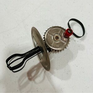 Vintage Betty Taplin Child's Mini 5 1/2" Hand Mixer Egg Beater